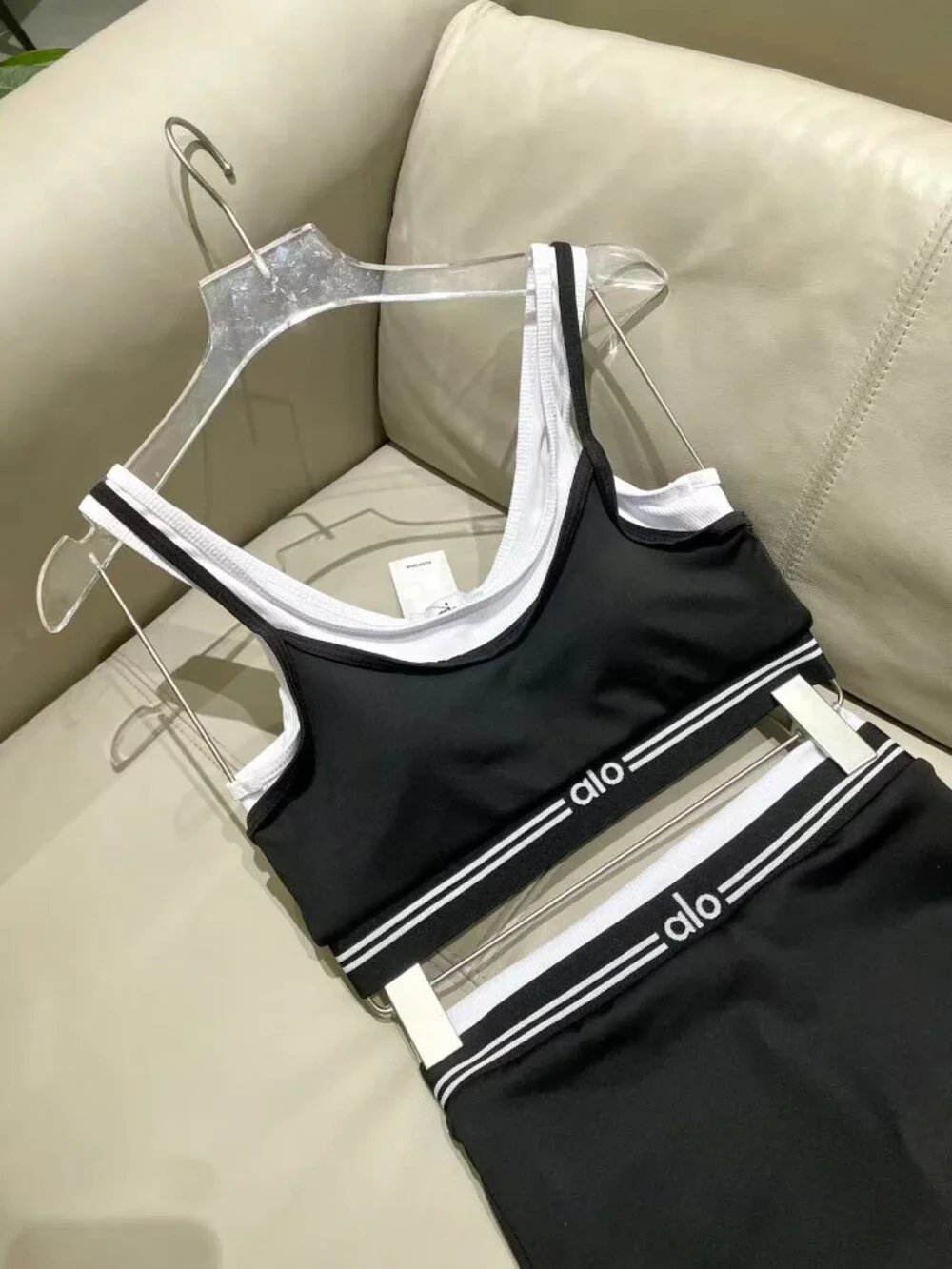 ALO Style Black & White Sports Set